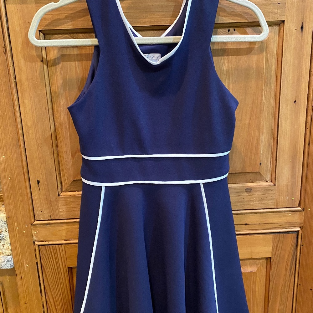 Girls Blue/white dress